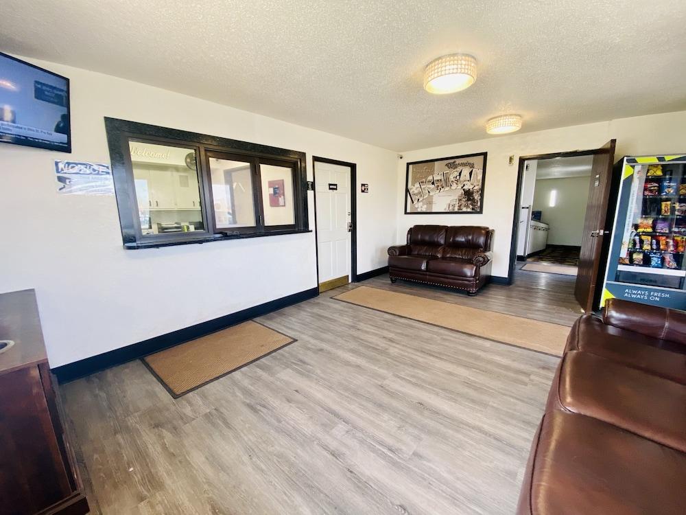 سوبر 8 باي ويندام وايمينج/غراند رابيدز أريا الصورة الأساسية