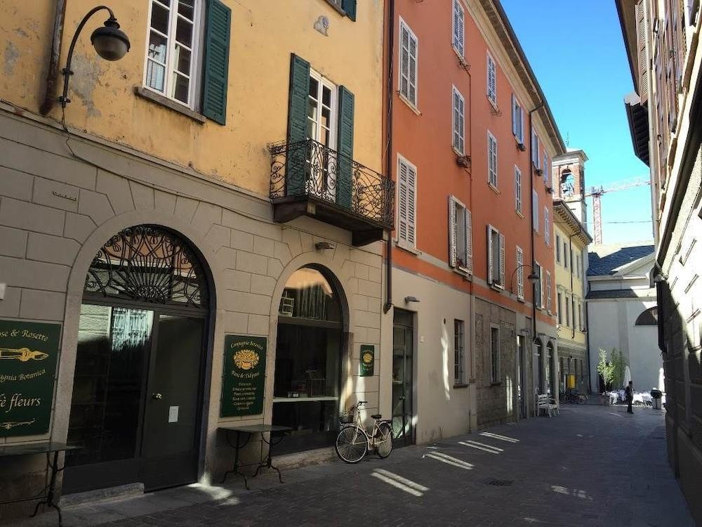 Logicasa Elegance in Como Centre Exterior