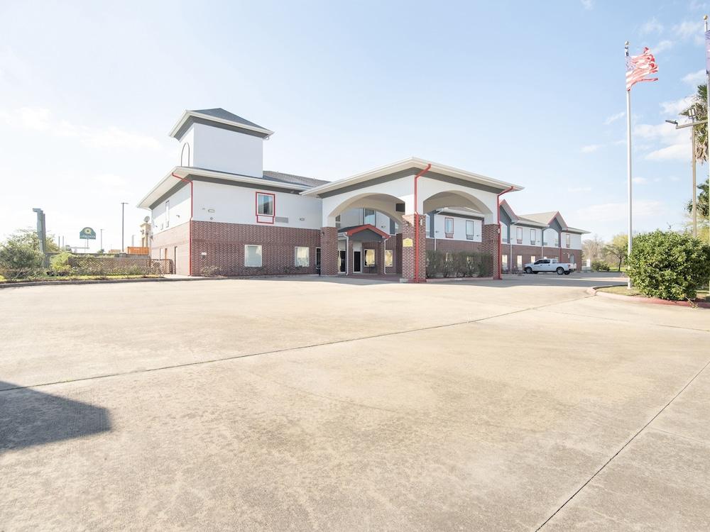 أو واي أو تاون هاوس كلوت ليك جاكسن