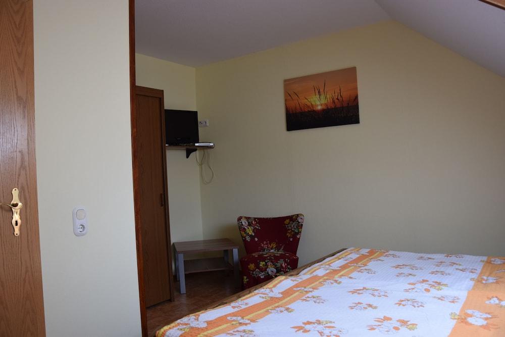 جاستهاوس زوم هان