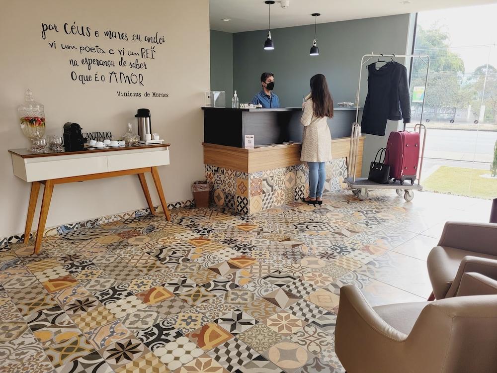 بيندا بالاس هوتل منطقة الاستقبال