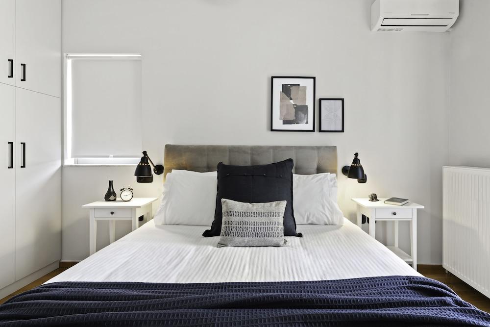 بوش 1 بد رو أبابرتمنت إن تشالاندري غرفة