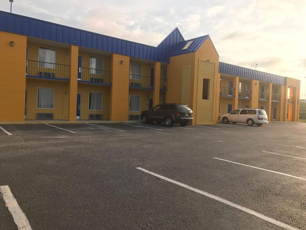 نايتس إن لامبرتون