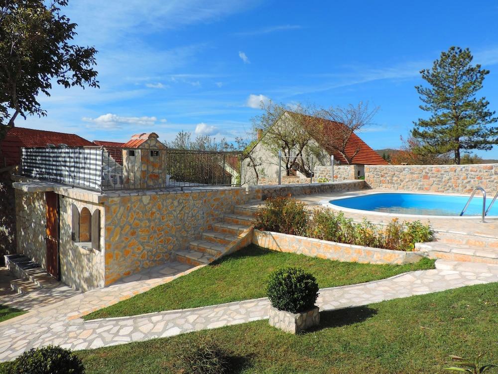 Holiday Home Voloder Exterior