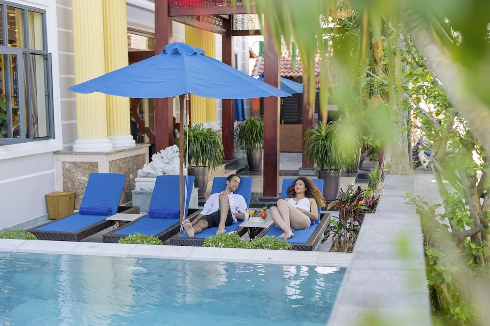 لو بافيلون هوي آن بوتيك هوتل آند سبا حمام سباحة مكشوف