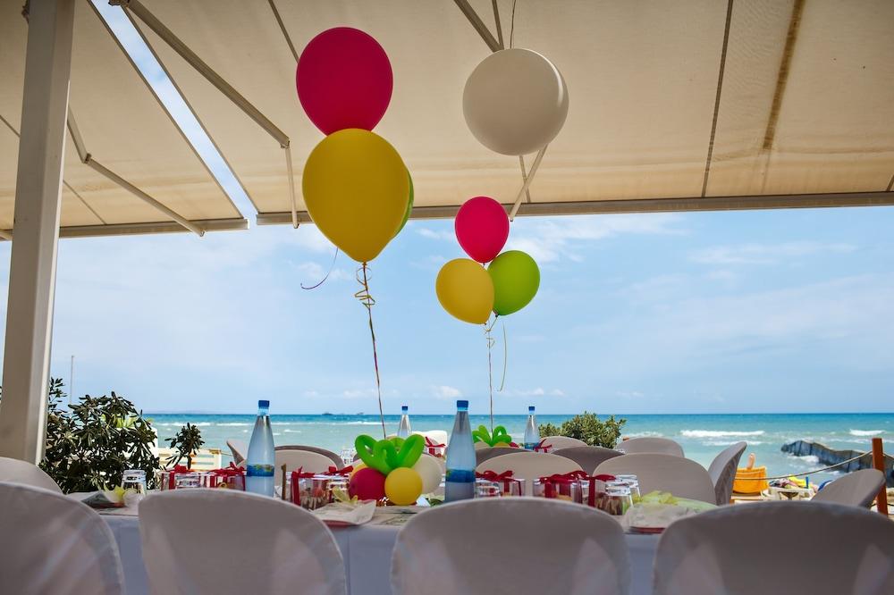 آيلند بوتيك هوتل المنطقة الخارجية