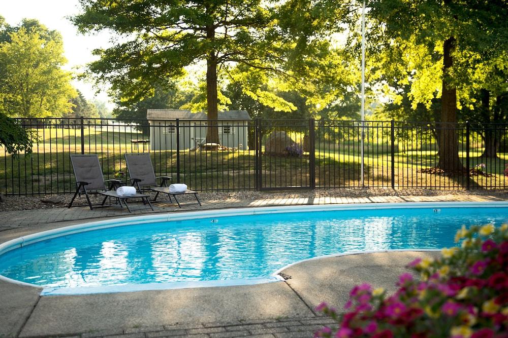 ذا جاكلين هاوس أوف ويلمينتون زحليقة مائية