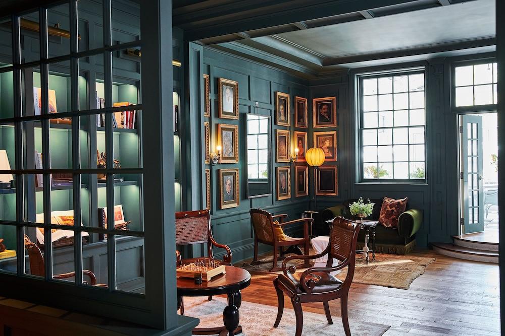 The Vanderbilt, Auberge Collection Lobby