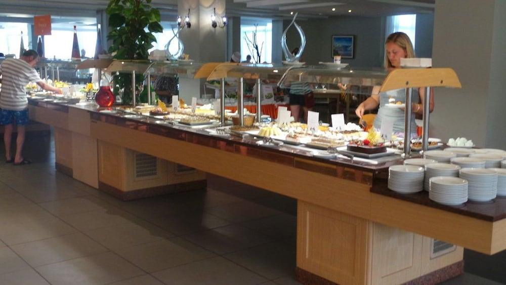 هوتل تروبيكانا كلوب آند سبا بوفيه