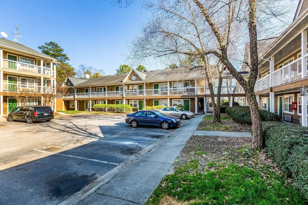 هوم تاون ستوديوز باي رد روف أتلانتا نبراسكا - داونتاون نوركروس المنطقة الخارجية