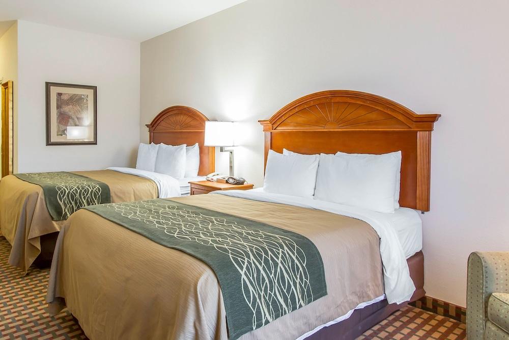 كومفرت إن آند سويتس نورمان نير يونيفيرسيتي غرفة