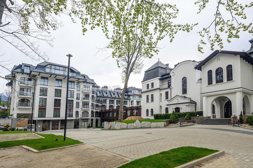 نوسالوي بارك هوتل آند سبا المنطقة الخارجية