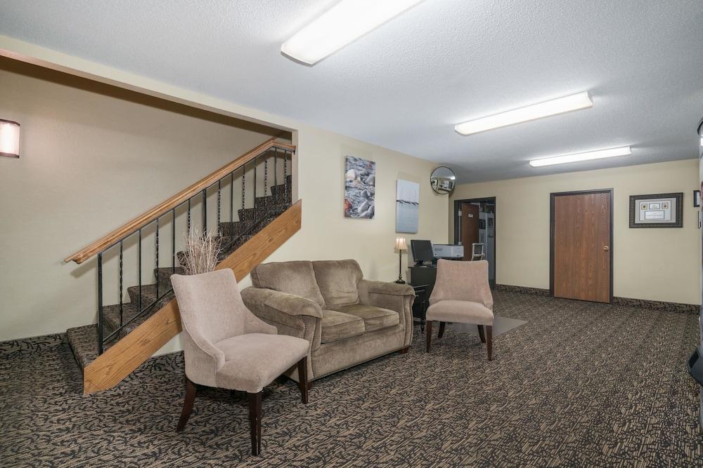 سوبر 8 باي ويندام أليكزاندريا مينيسوتا الردهة