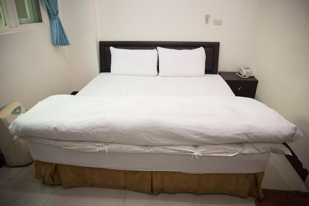 Clear Water Bay Homestay I