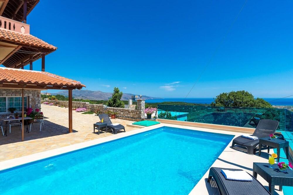 Chania Poolside Resort - Panoramic Seaview Lodging Exterior