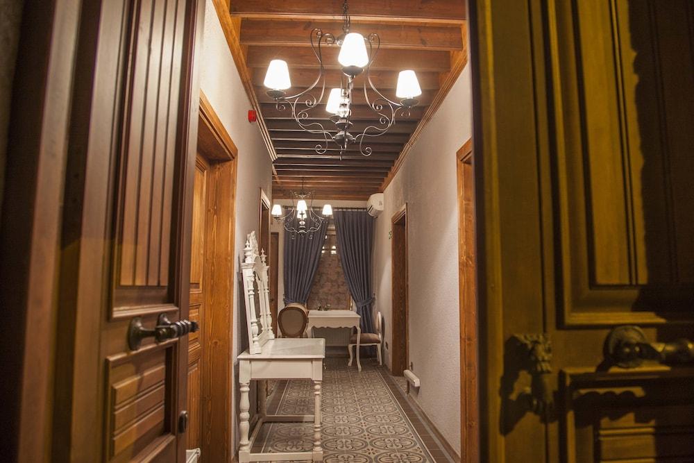 Kaf Konak Interior Detail