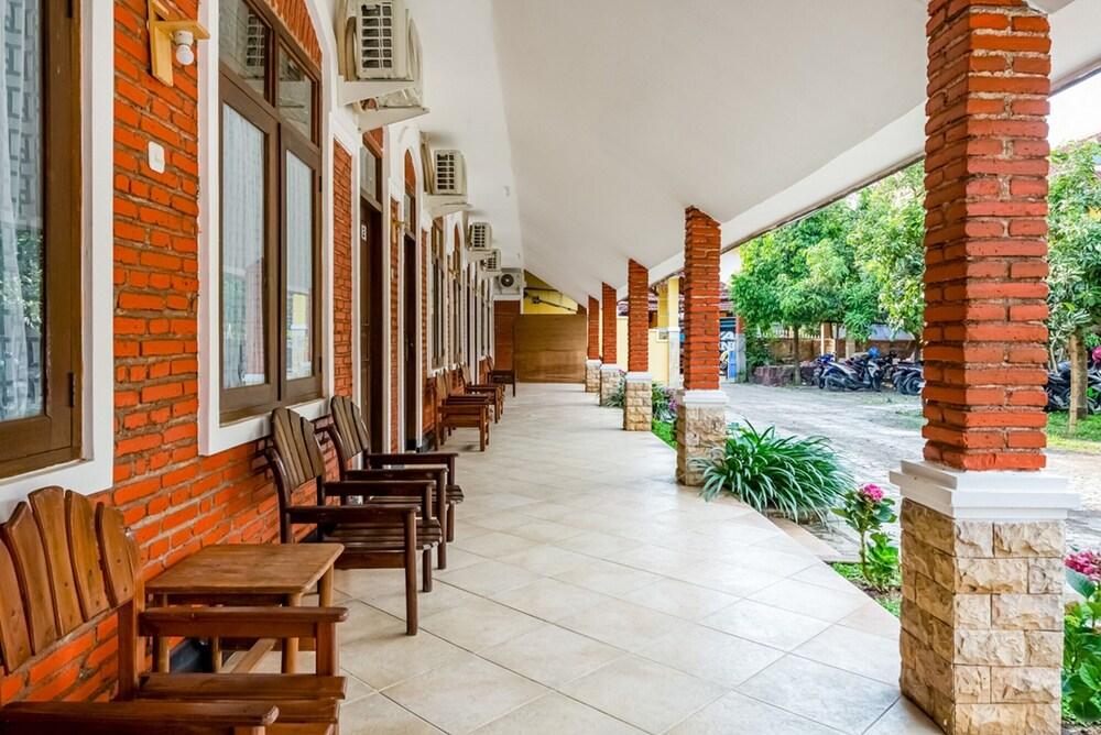 ريد دورز ساريا نير جور كين أروك المنطقة الخارجية