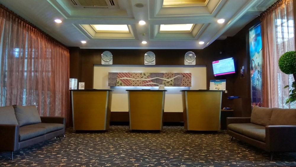 فندق ومركز مؤتمرات بست ويسترن كيمايوران مُقدم من أركيبيلاجو منطقة الاستقبال