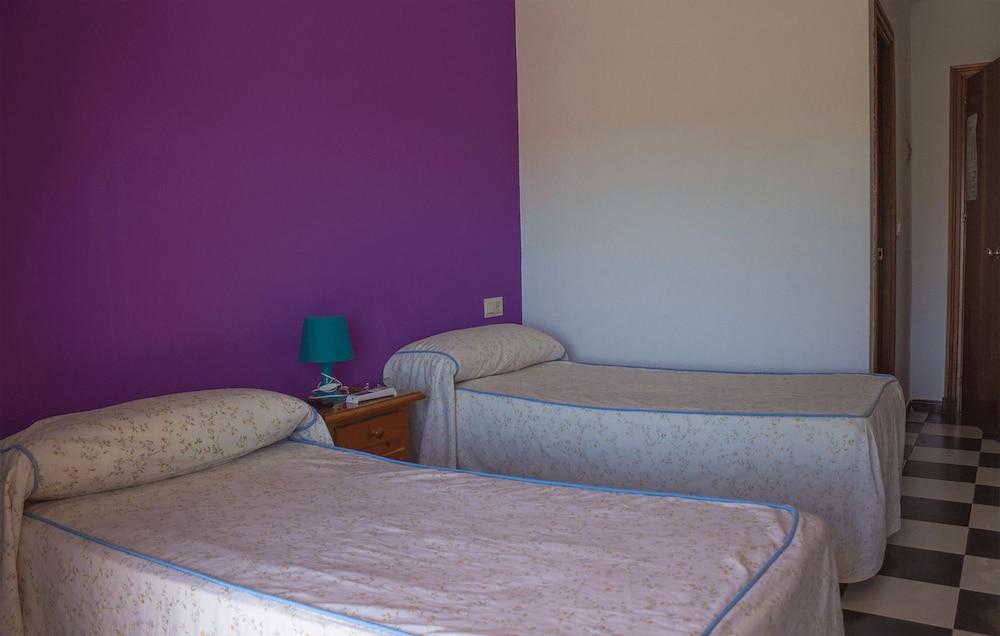 بنسيون بينزابا غرفة