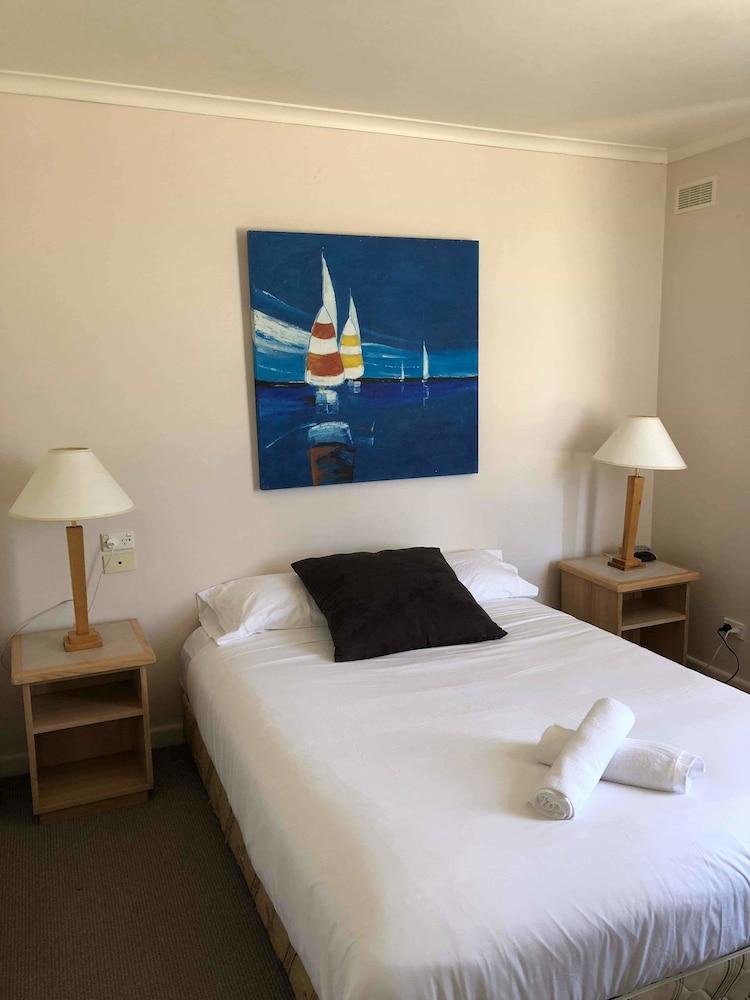 ليْكس جاكاراندا هوليداي يونيتس غرفة