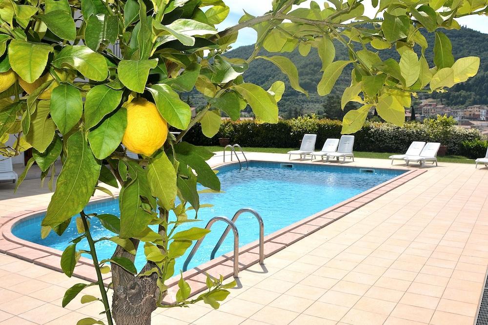 Cà Le Terrazze With Pool Outdoor Pool