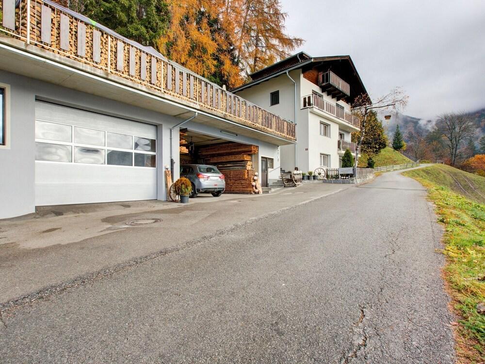 تشارمينج أبارتمنت إن ماتري إن أوستتيرول ويذ إنفريريد ساونا المنطقة الخارجية