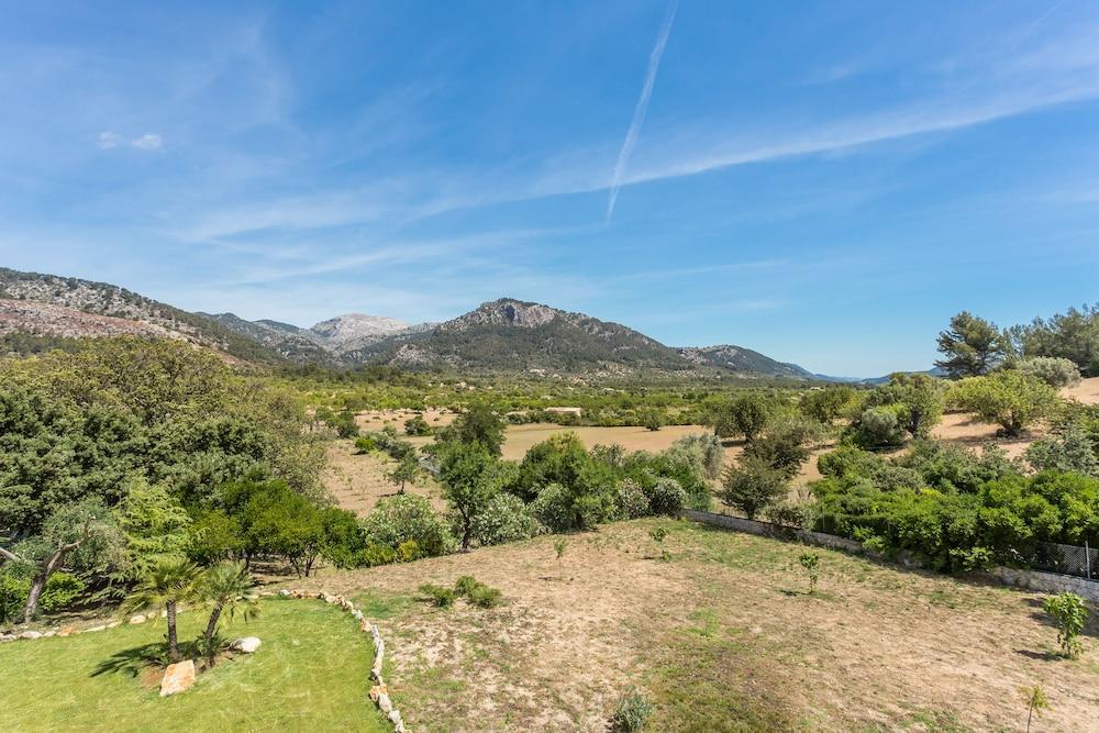 Finca Son Ametler Property Grounds