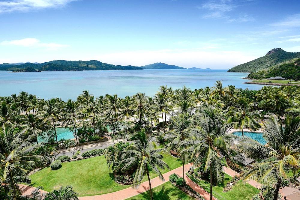 Whitsunday Apartment on Level 6 Featured Image