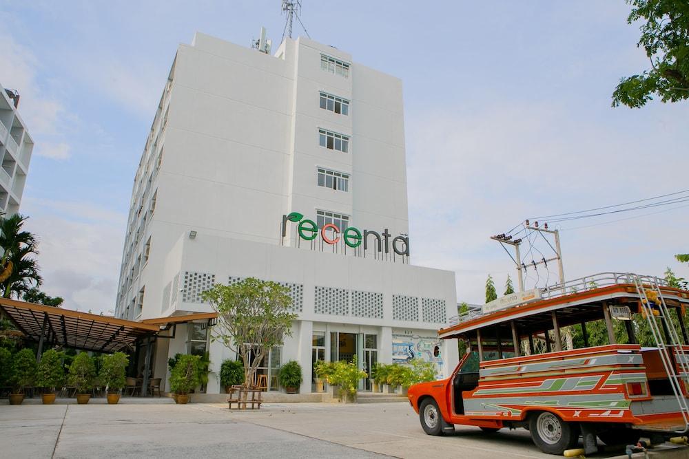 Recenta Phuket Suanluang Interior Entrance