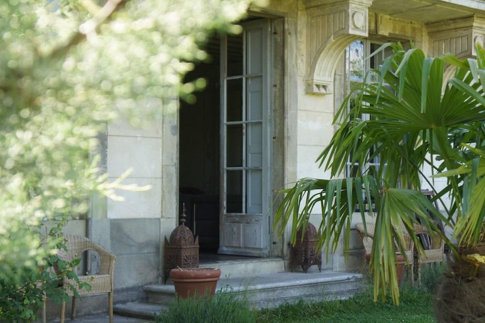 يوبابا لونج المنطقة المحيطة بالمنشأة