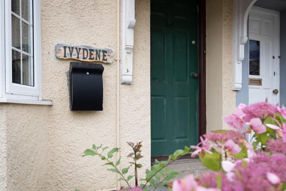 آيفيدين - بيوتيفول كوتيدج ستون ثرو فروم بيتش واندرفول سي فيوز غرفة