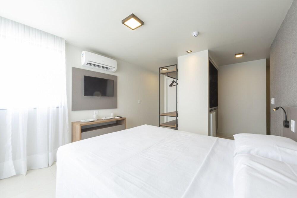 آرت هومز كوبوجو بونتا نيجرا سي فيستا غرفة