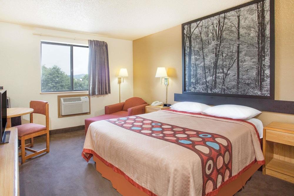 سوبر 8 باي ويندام ليكسينغتون فيرجينيا غرفة