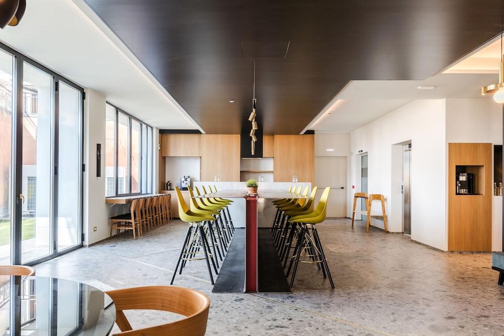 ميزونمي بوتيك هوتل - لبالغين فقط الردهة