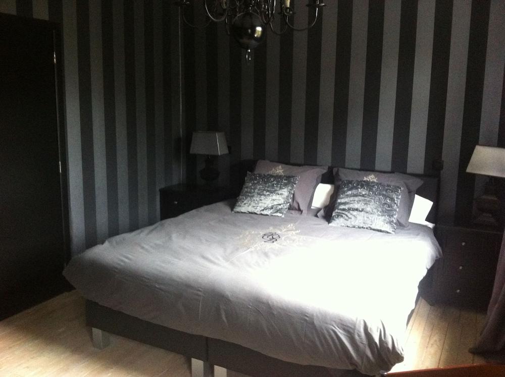 هوتل لي ريفيوجي - بي آند بي غرفة