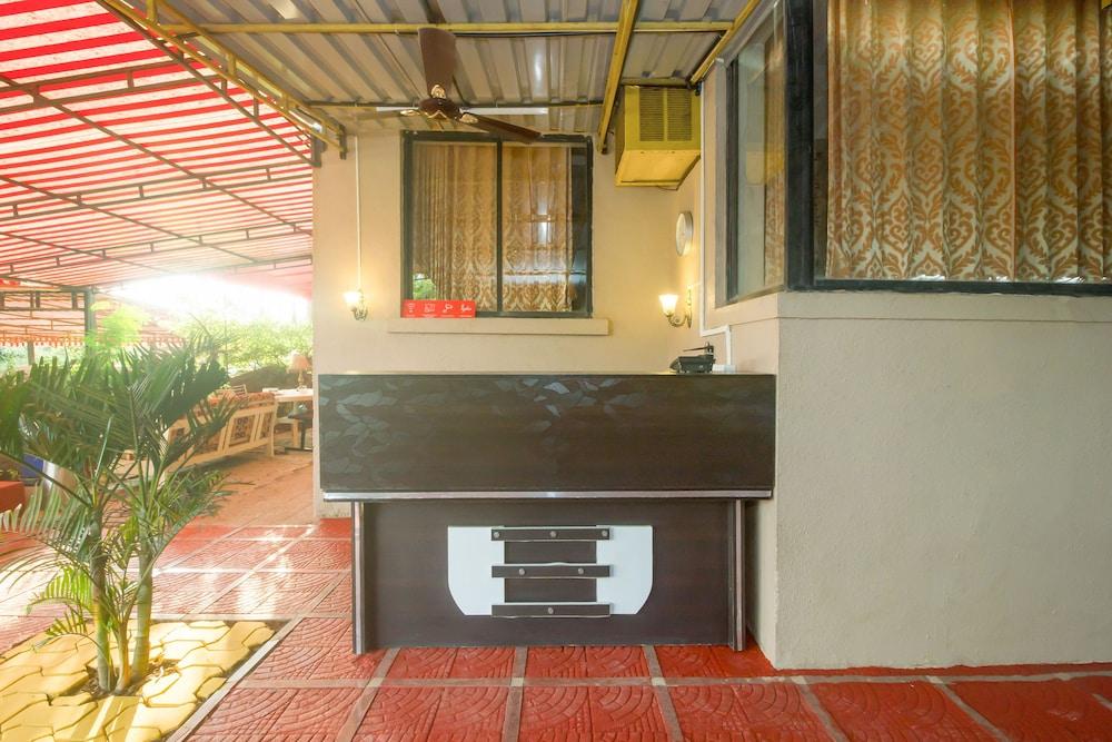 OYO 22575 Rain View Resort Reception