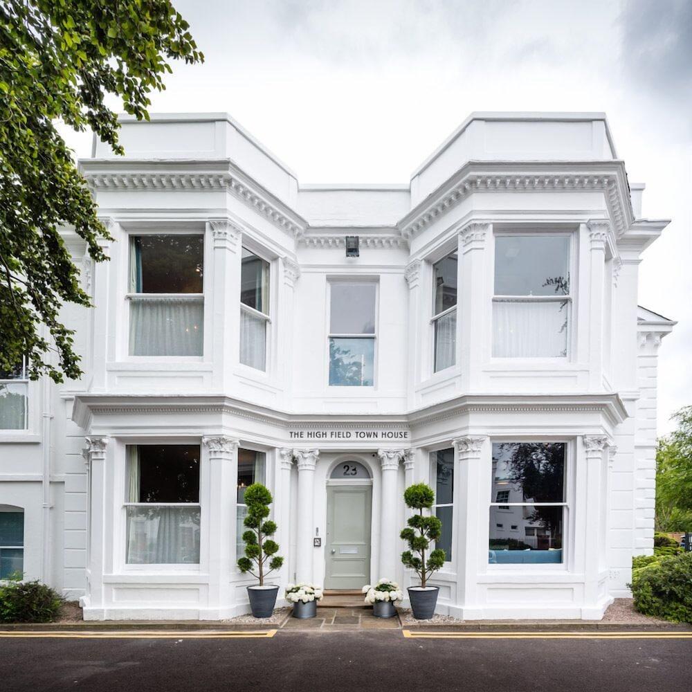 ذا هاي فيلد تاون هاوس