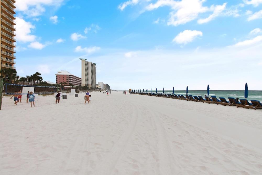 Calypso Resort and Towers by Book That Condo Exterior