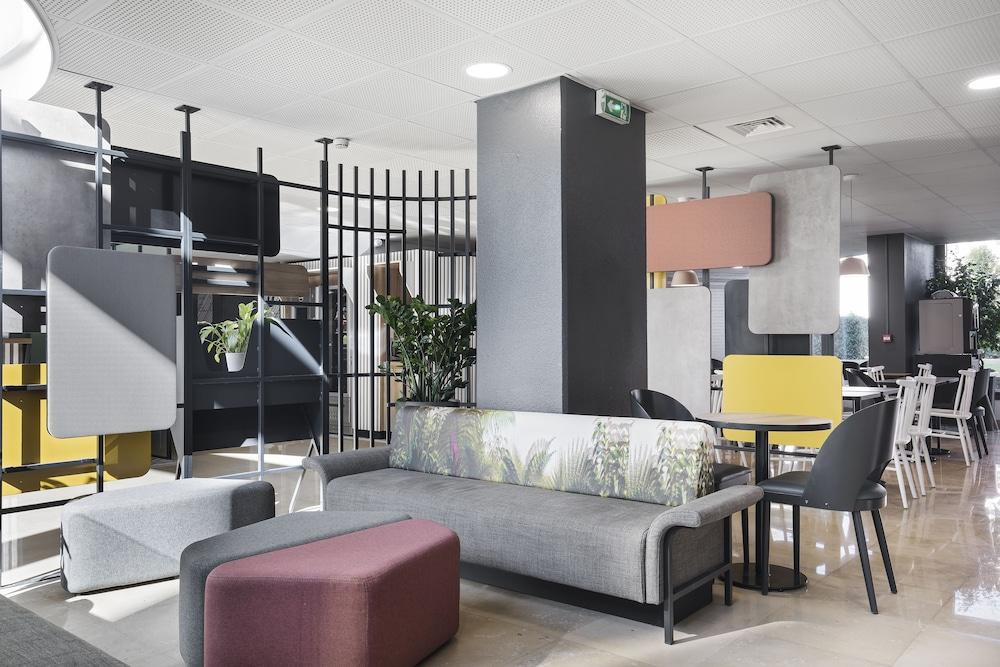 بي آند بي هوتل ليون سنتر جامبيتا منطقة الجلوس في الردهة