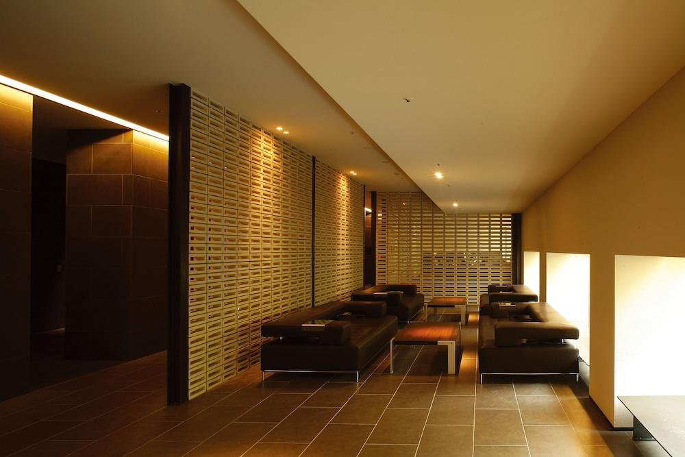 بورو نوجوتشي نوبوريبيتسو  - للبالغين فقط منطقة الانتظار في الردهة