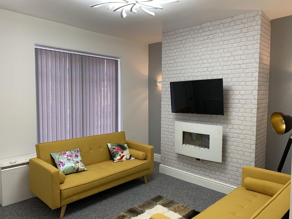 جايوود هاوس