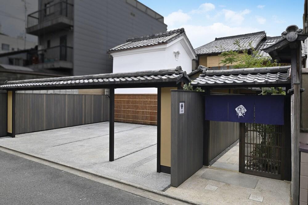 كيو نو أوندوكورو نيشياين فيلا 5 المنطقة الخارجية