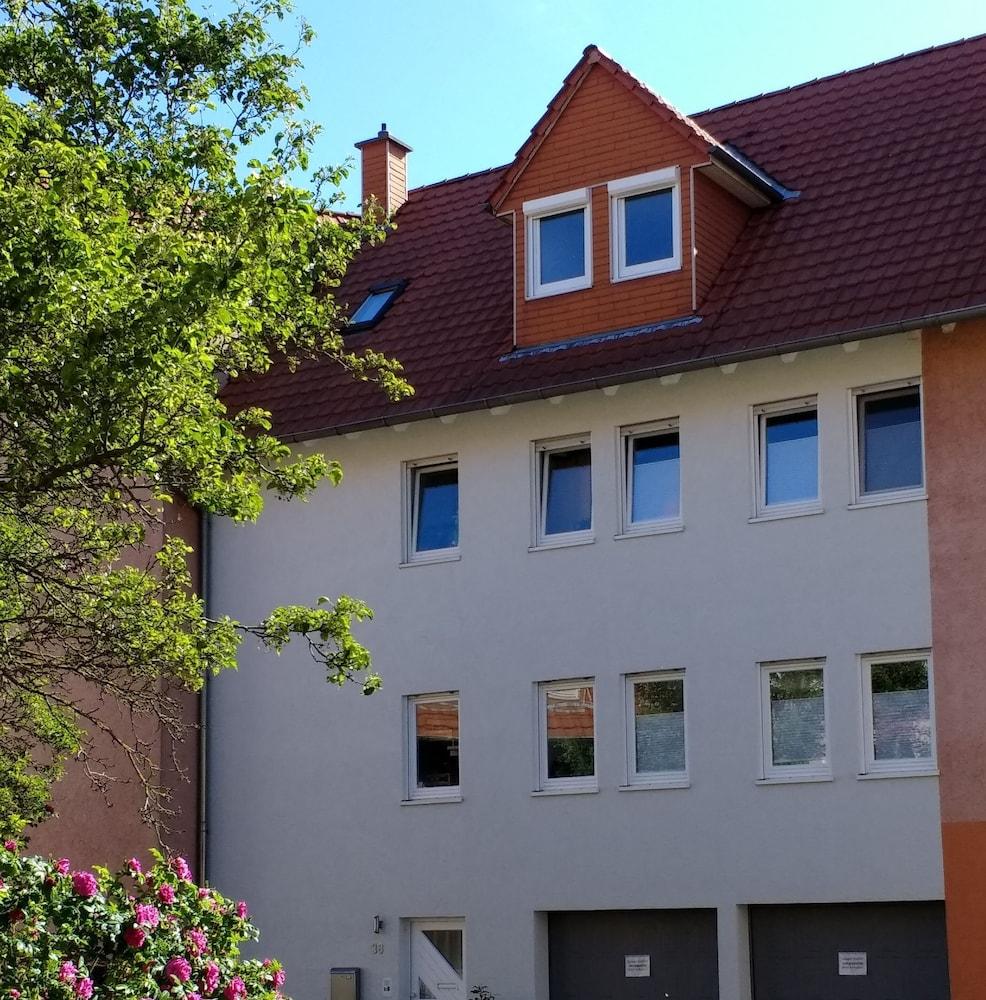 دوميزيل دومبليك سبيير المنطقة الخارجية