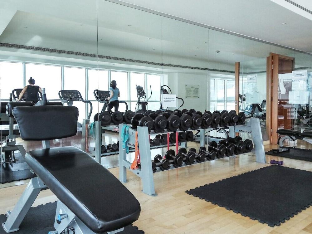 Neat And Gorgeous Studio Apartment In JLT Fitness Facility