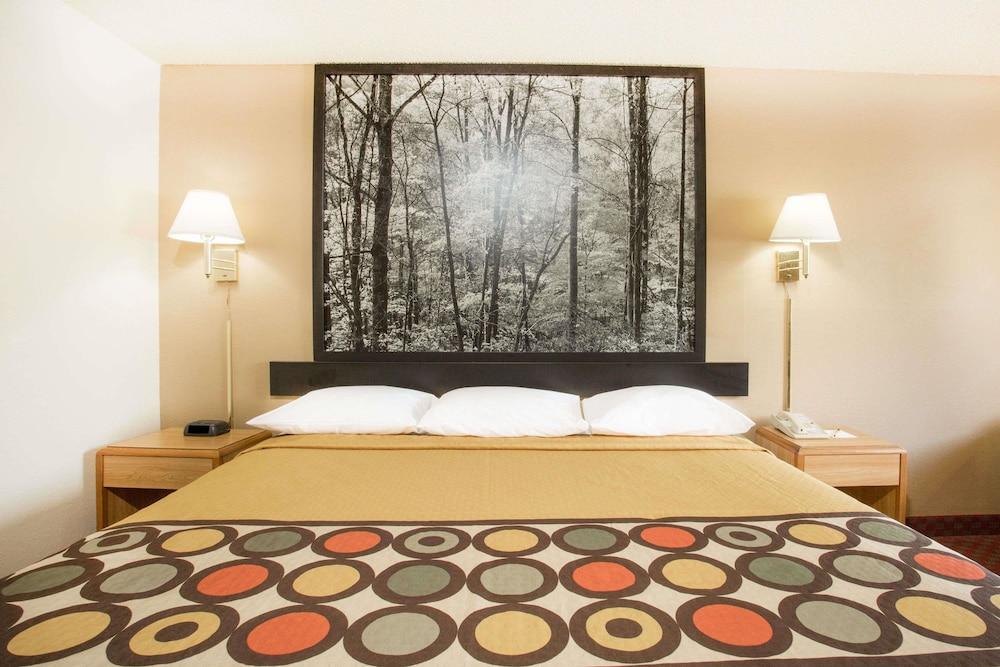 سوبر 8 باي ويندام ليكسينغتون فيرجينيا غرفة