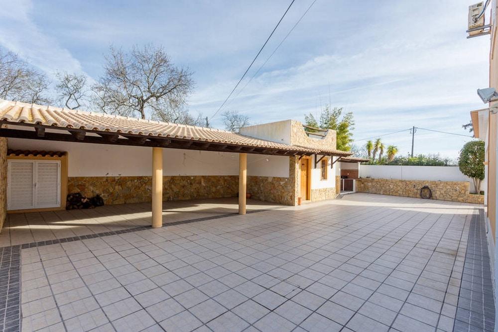 11 فيلا كويلهو باي بيكاو تفاصيل الفندق من الخارج