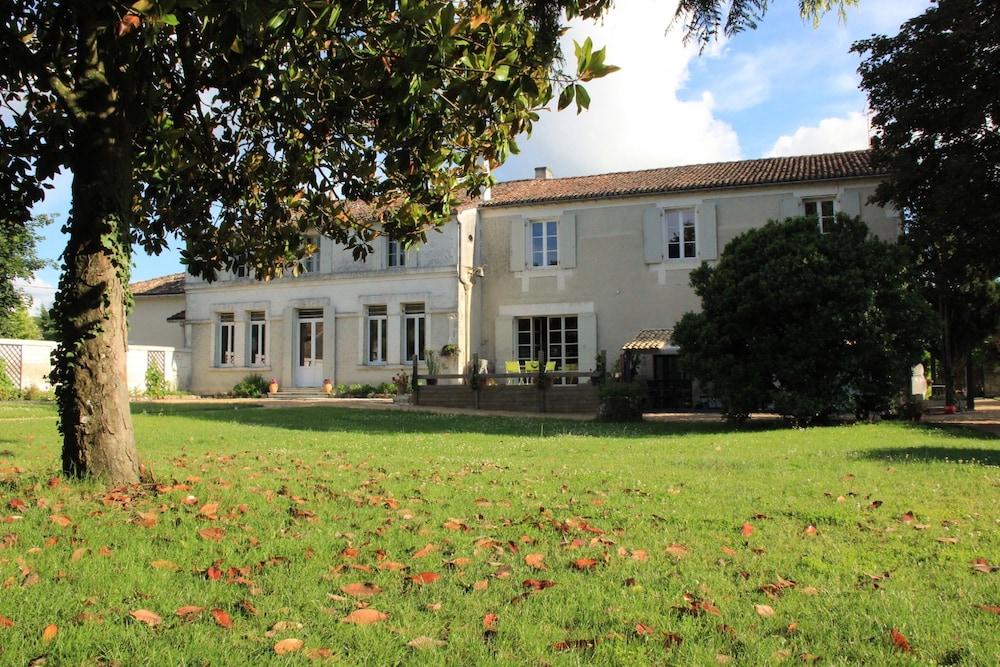 Gite Le Parc Featured Image