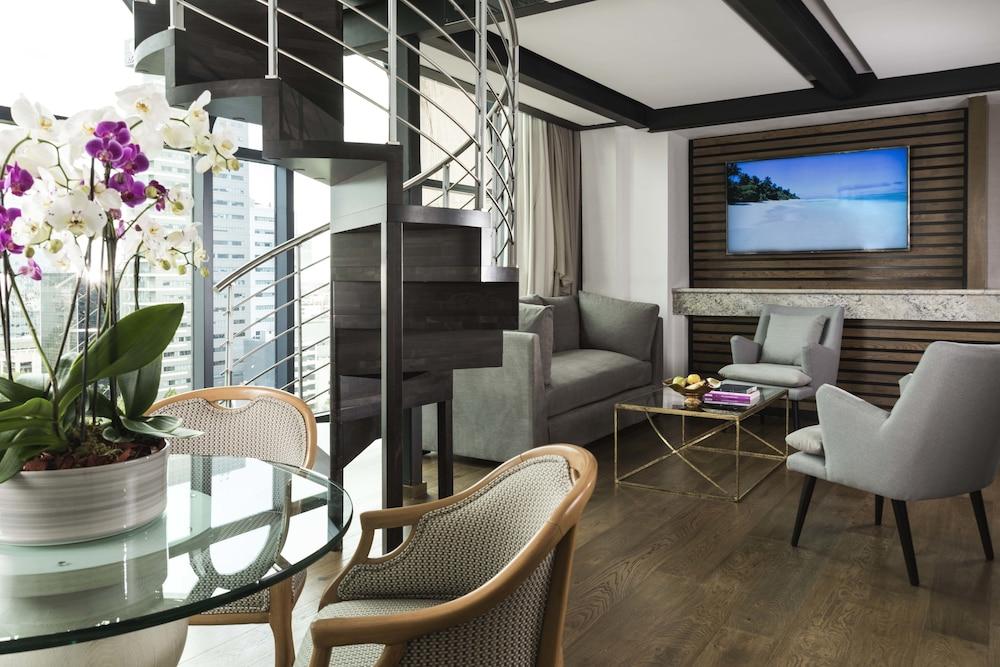 Marquis Sky Suites