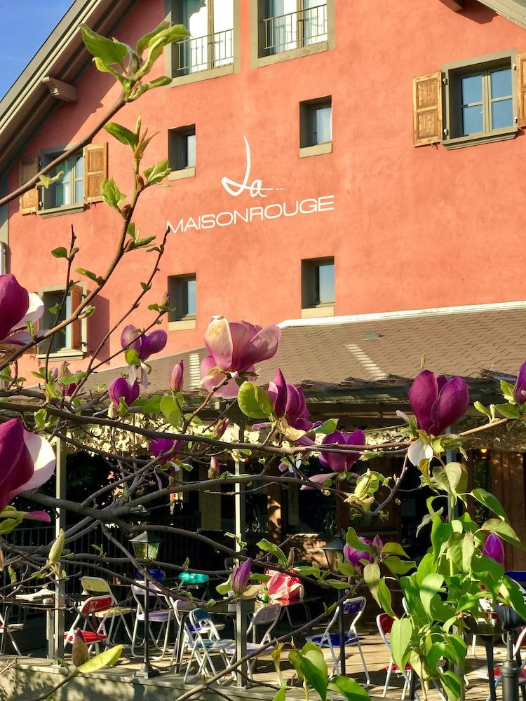 La Maison Rouge