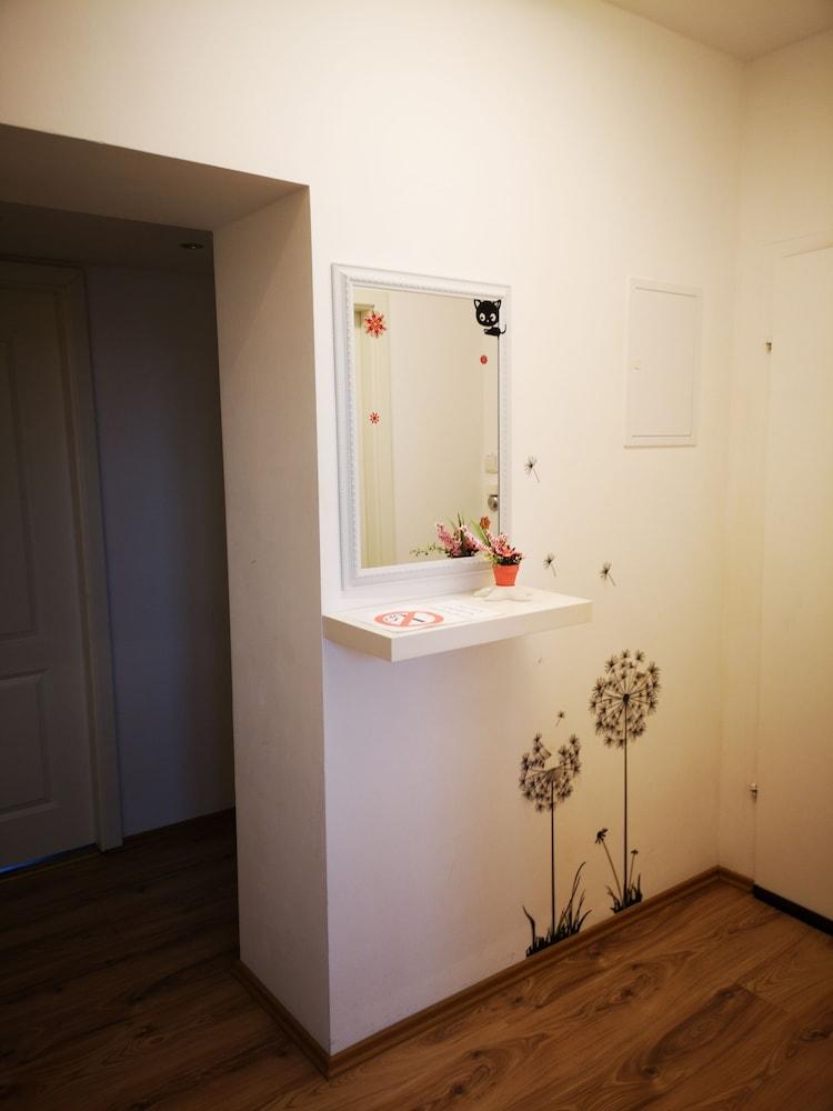 فرينفونونجن باريس لندن نيويورك داخلي